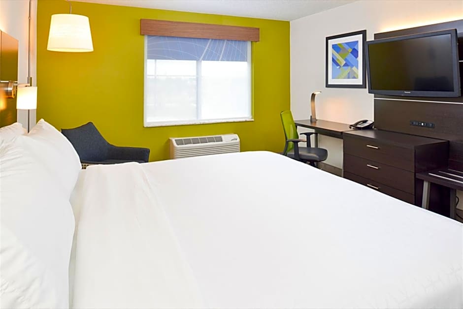Holiday Inn Express Wixom By IHG