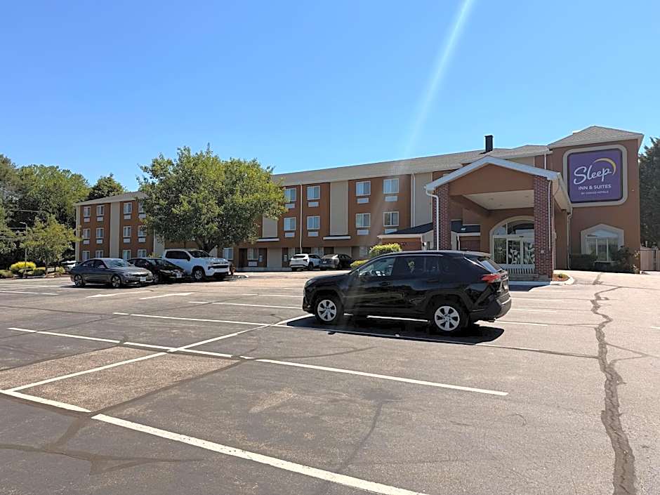 Sleep Inn & Suites Niantic North