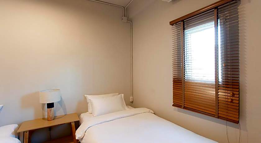 Hotel Papa Bangkok Siriraj