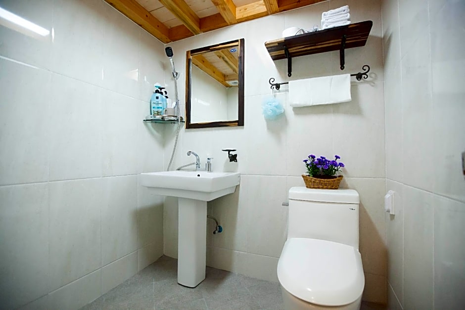 Samlockhon Hanok Guesthouse