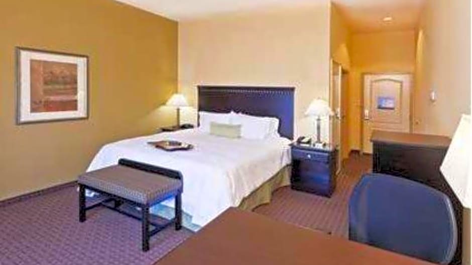 Hampton Inn & Suites Owasso