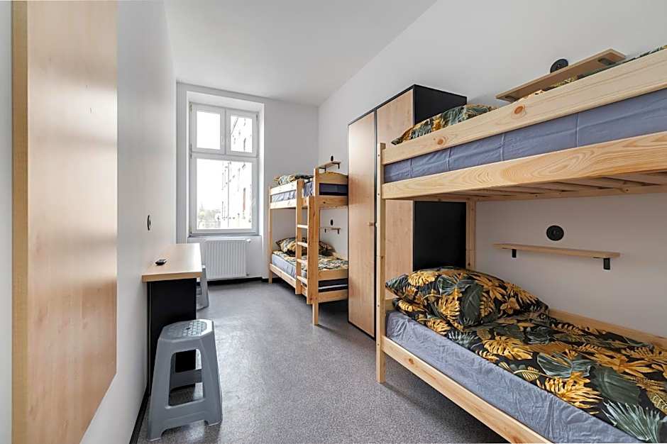 Najtańsze noclegi Piłsudskiego 93