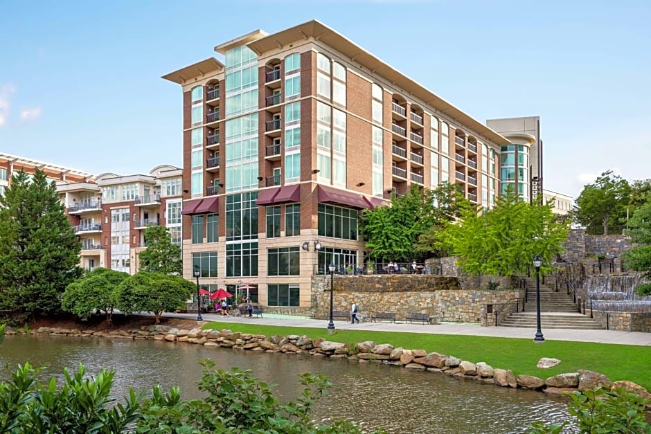 Hampton Inn By Hilton & Suites Greenville-Downtown-Riverplace