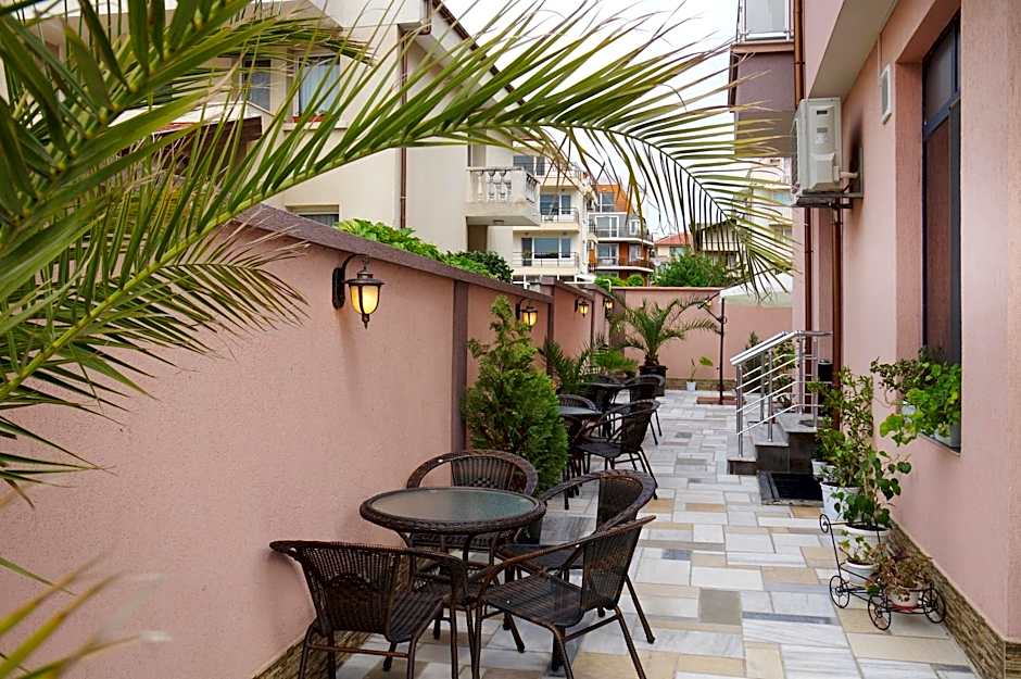 Kalina Family Hotel
