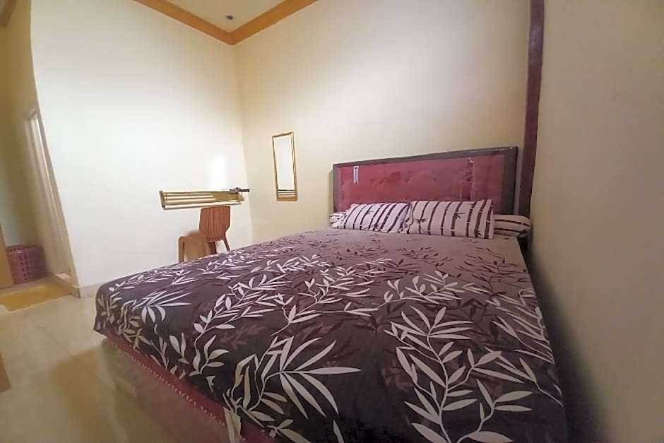 OYO 90731 E-kreasi Home