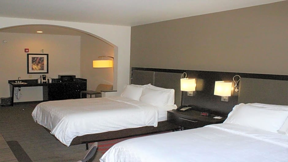 Holiday Inn Express Hotels & Suites Rockingham West By IHG