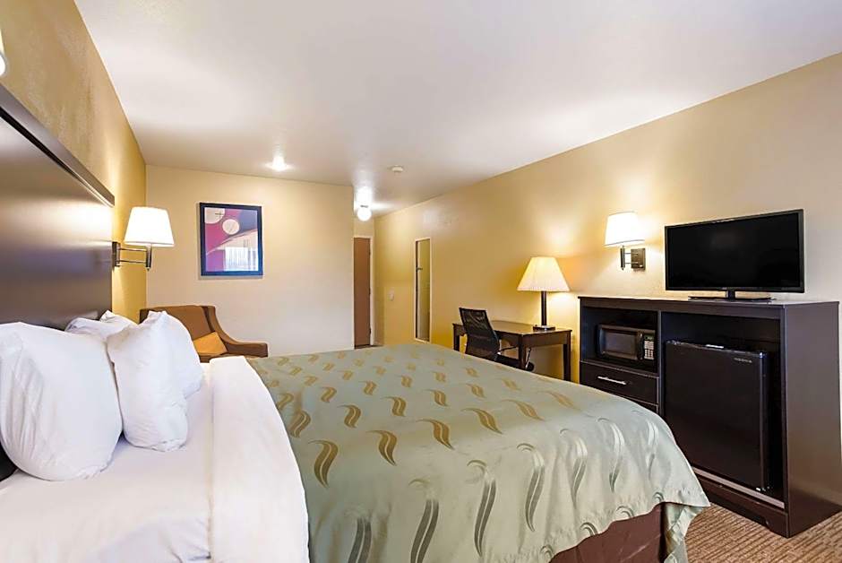 Quality Inn Airport