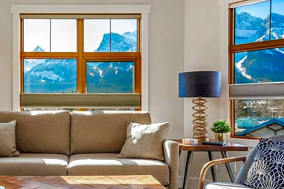 The Grand Escape Downtown Canmore