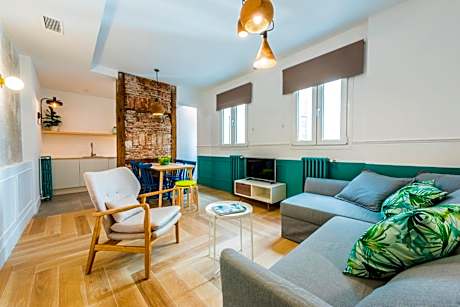 Be Mate Gran Vía Suites