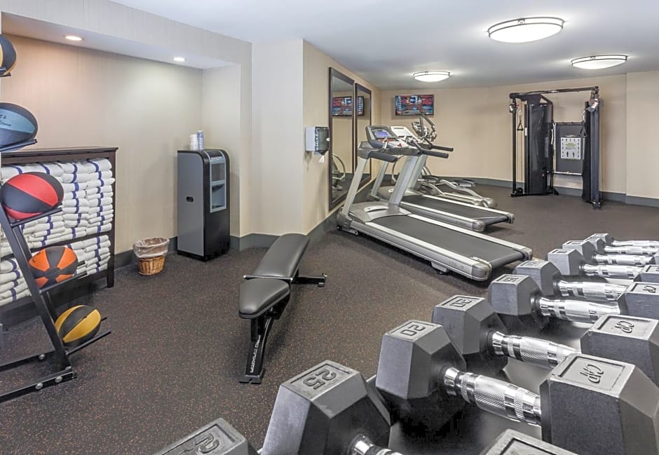 Holiday Inn Express & Suites Carpinteria, an IHG Hotel