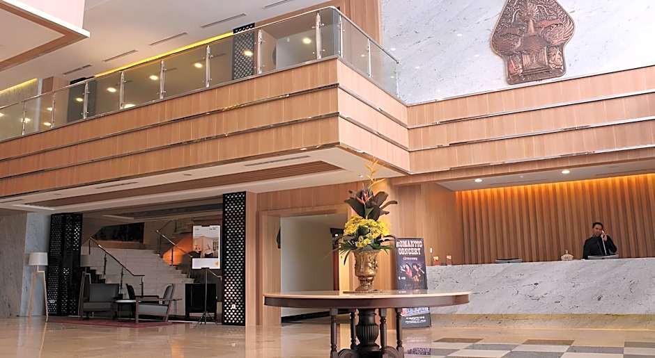 Patra Semarang Hotel & Convention