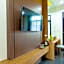 Thanburi Hotel