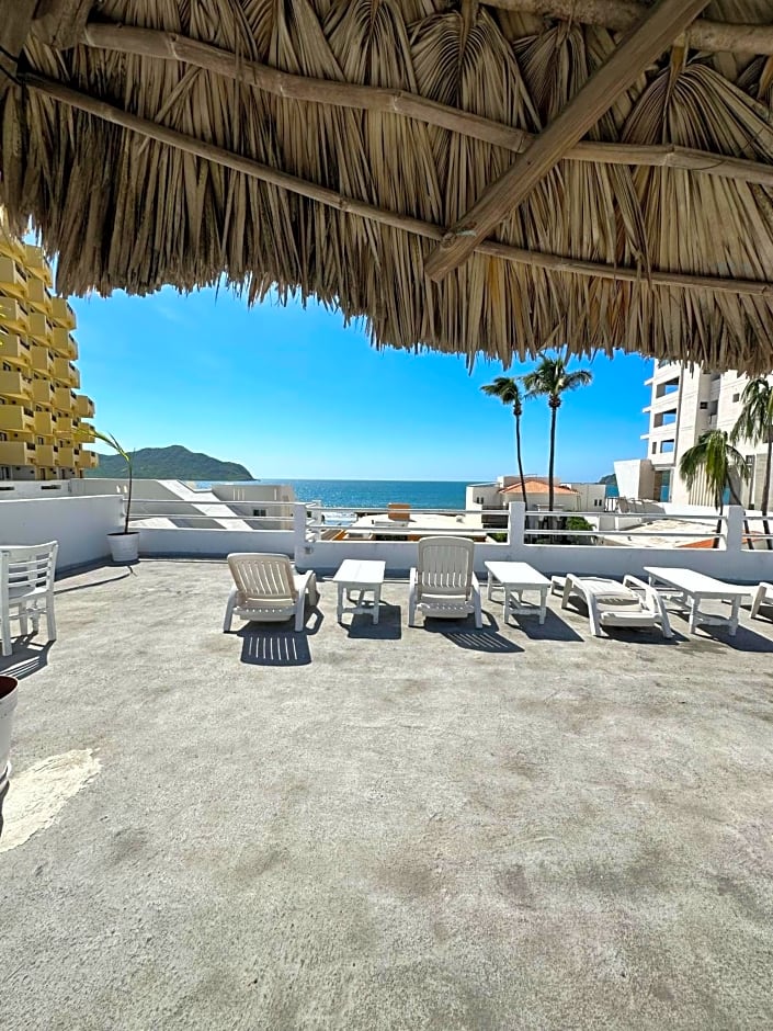 Creta Hotel & Suites