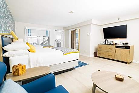 King Room with Water View - Non Smoking