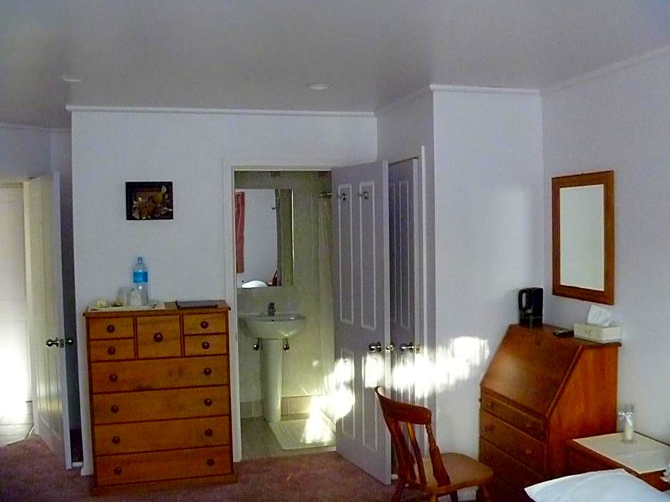 At Parkland Place B&B