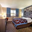 Super 8 by Wyndham Roseville/Detroit Area