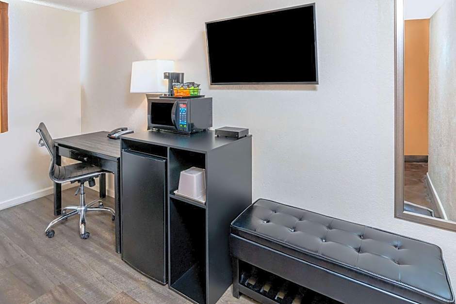 Super 8 by Wyndham Cheyenne WY