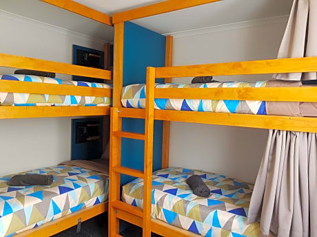 1 Person in 4-Bed Dormitory - Male Only