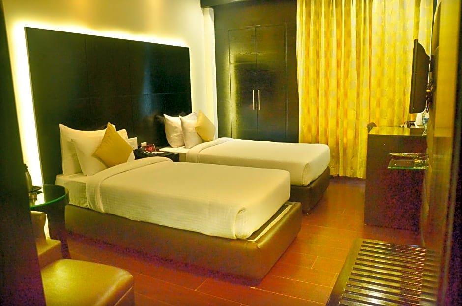 Photo 1 of 1 of Standard 2 Twin Beds, Smoking