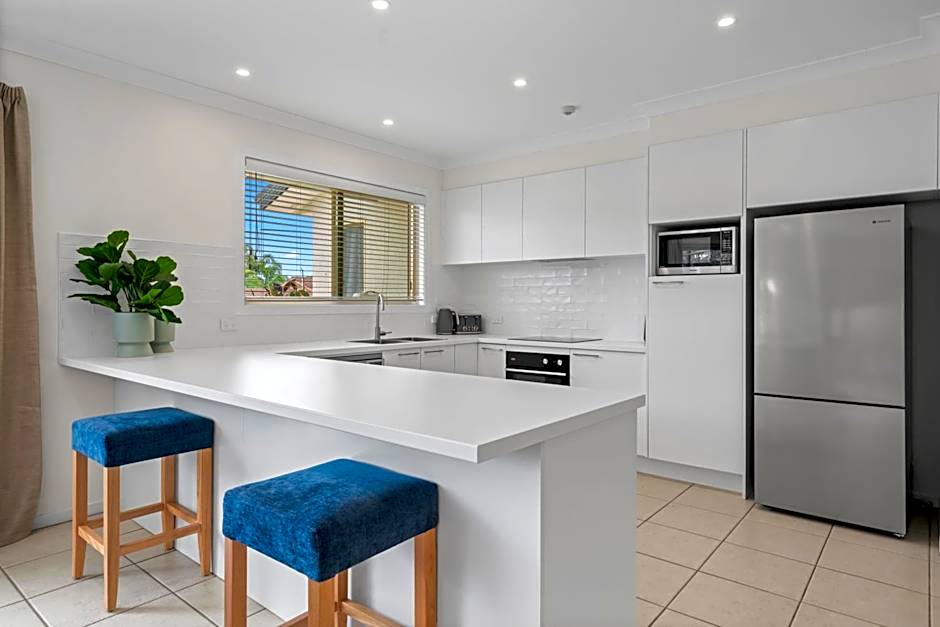Terrigal Sails Serviced Apartments