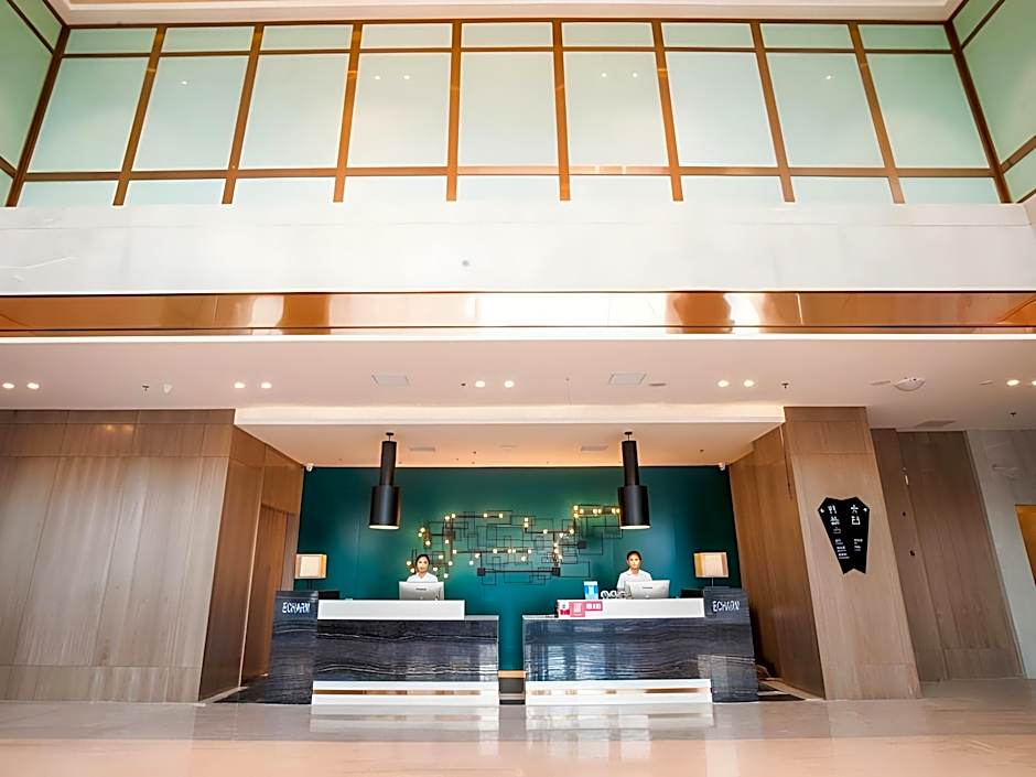 GreenTree Eastern Lianyungang Jiaruibao Plaza Hotel