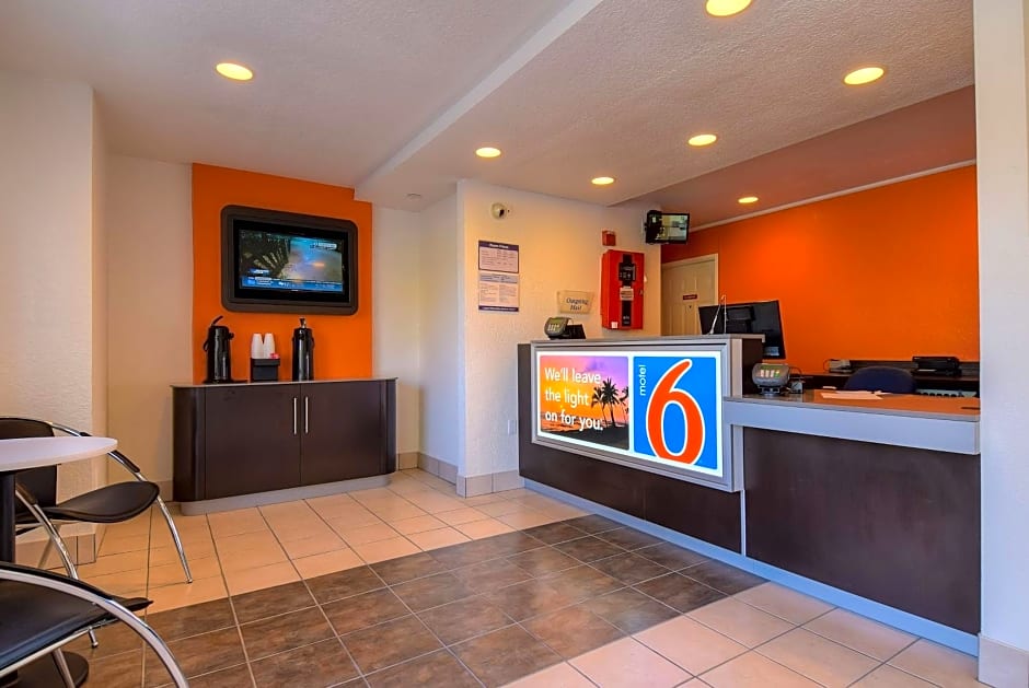 Motel 6-Rowland Heights, CA - Los Angeles - Pomona