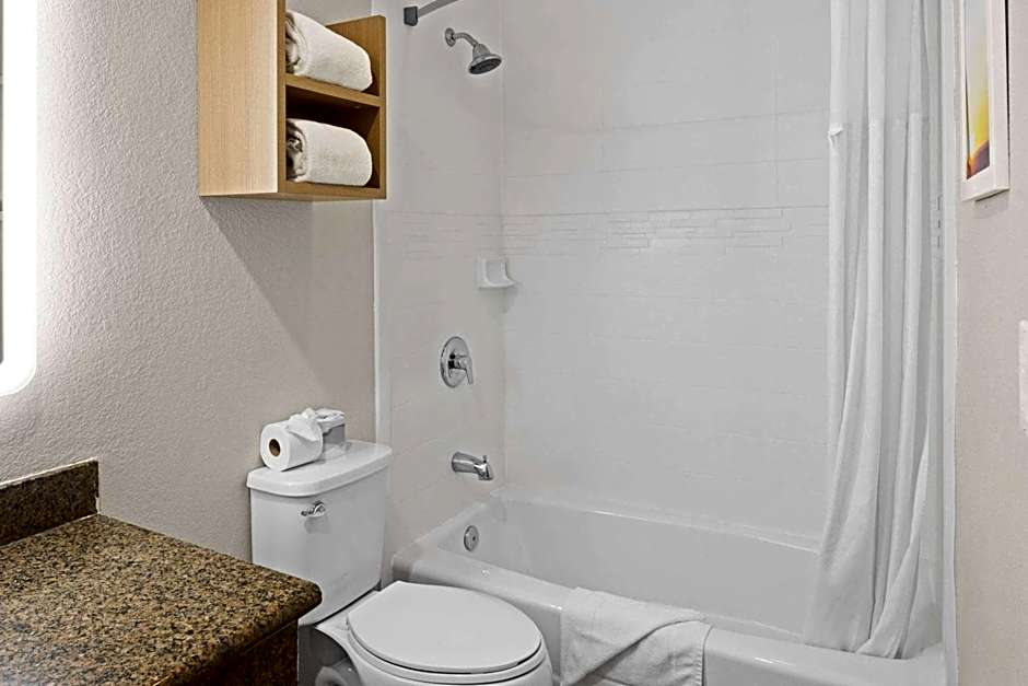 Days Inn by Wyndham San Diego-East/El Cajon