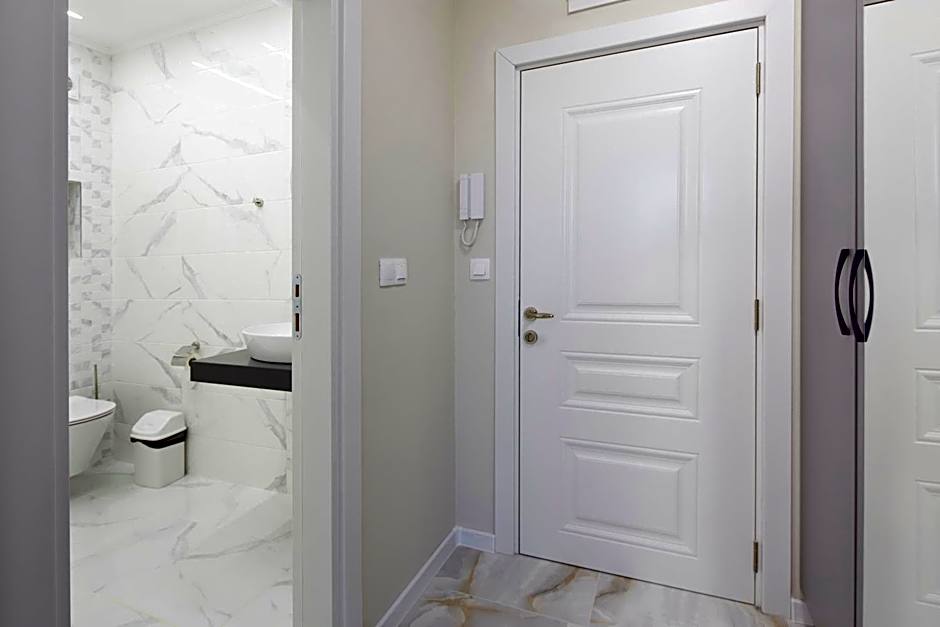 Bellicity Apart Complex