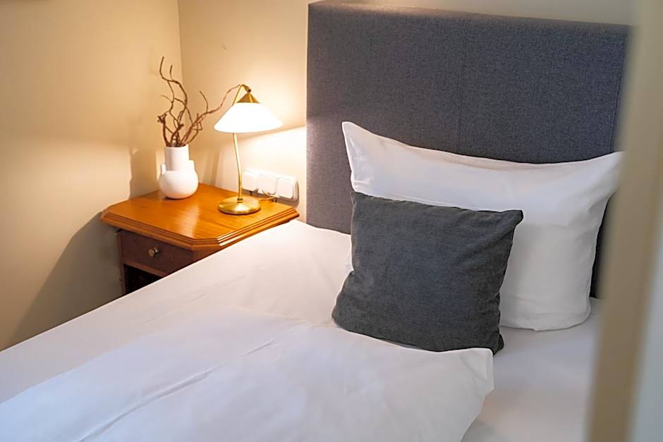 Hotel Altmünchen by Blattl