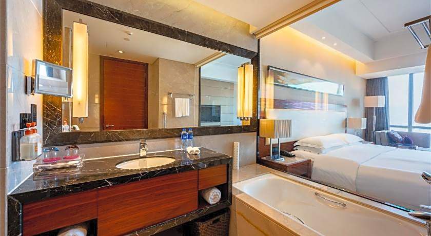 Crowne Plaza Wuxi Taihu By IHG