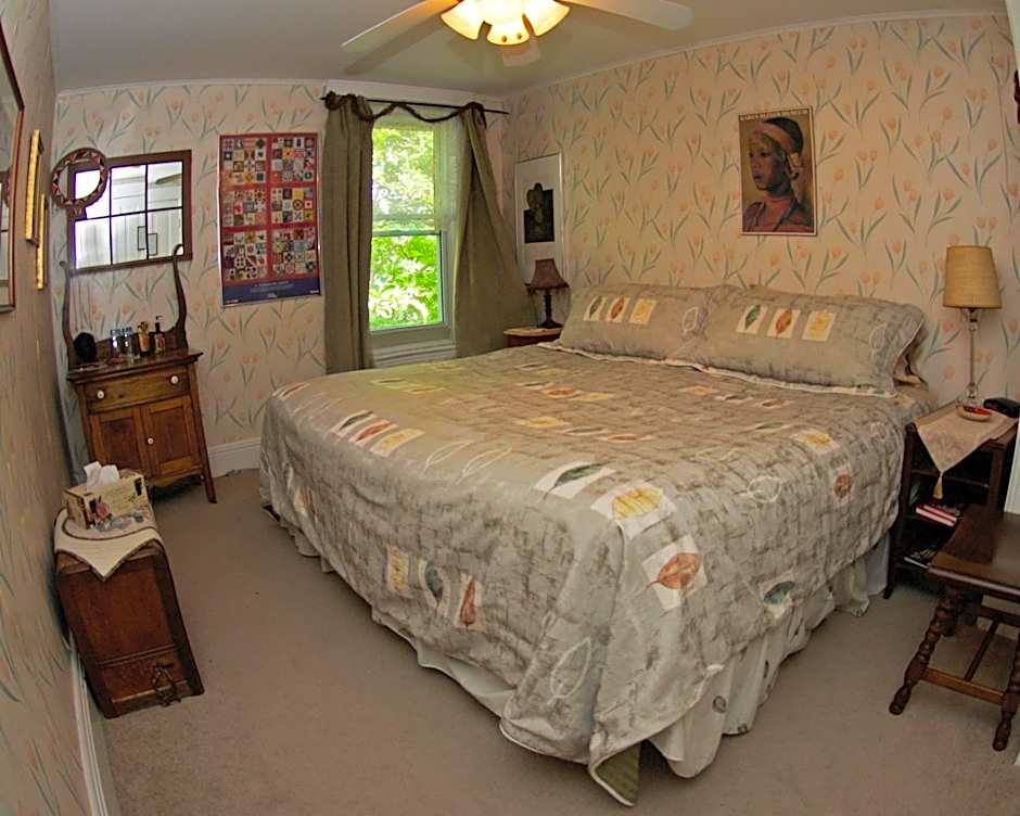 Bondy House Bed & Breakfast