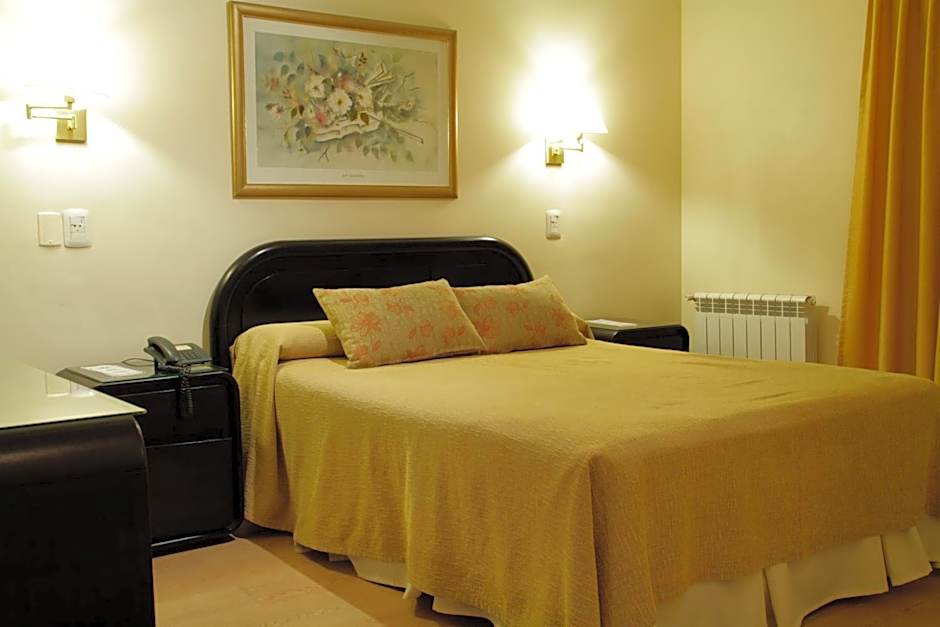 Hotel Crillon Mendoza