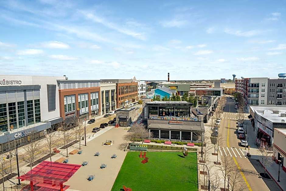 AC Hotel by Marriott Cincinnati at Liberty Center