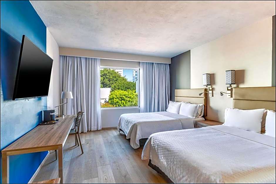 Fiesta Inn Monterrey Valle