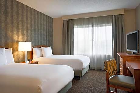 Suite with Two Double Beds - Non-Smoking