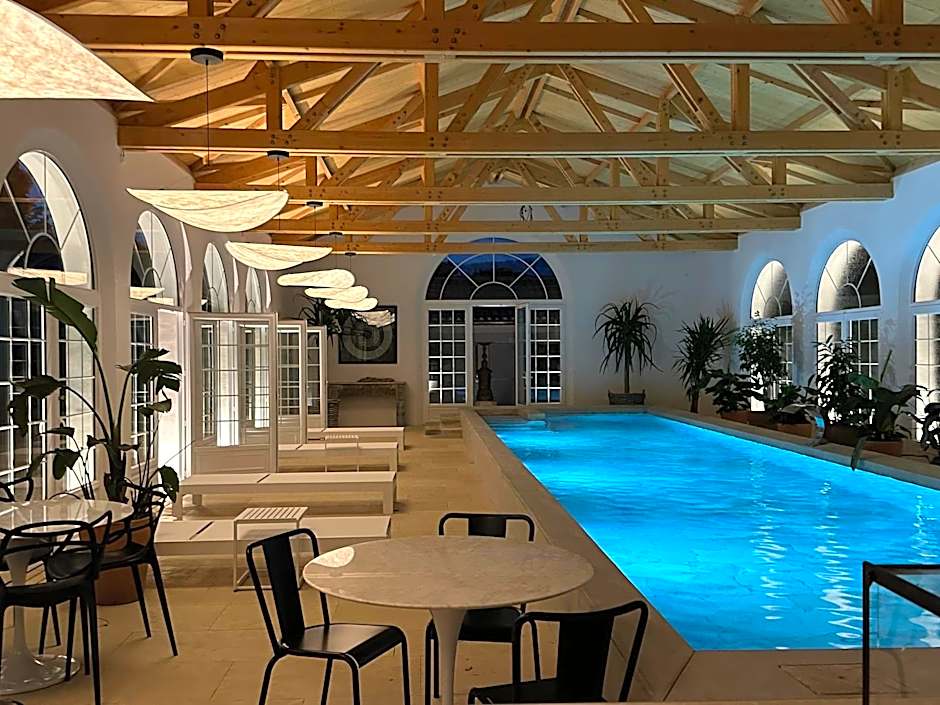 Secret d'Uzès - Le Duché - Piscine chauffée et Jacuzzi