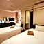 New Station Hotel Premiere