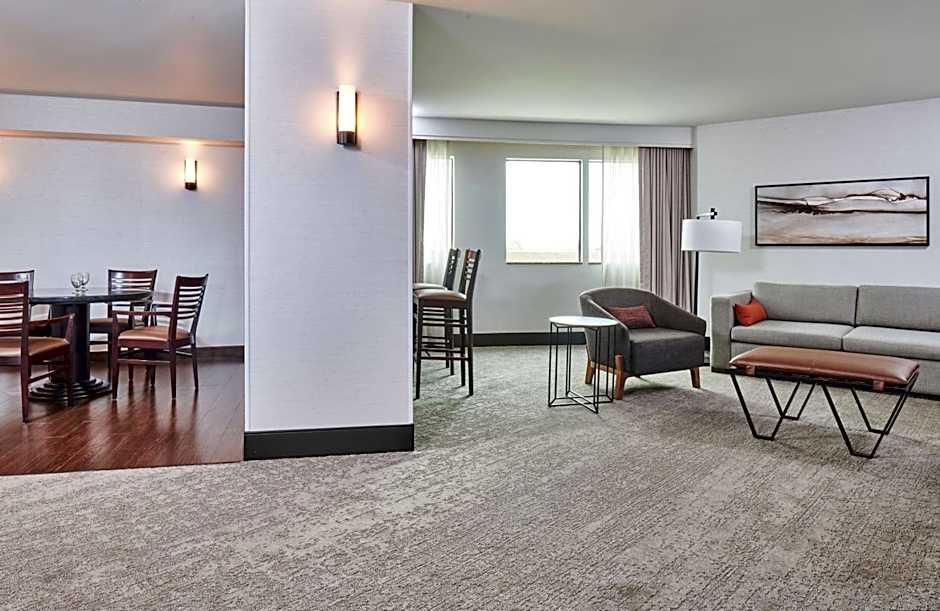 DoubleTree By Hilton Fullerton