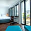 Bateau Libre Hotel