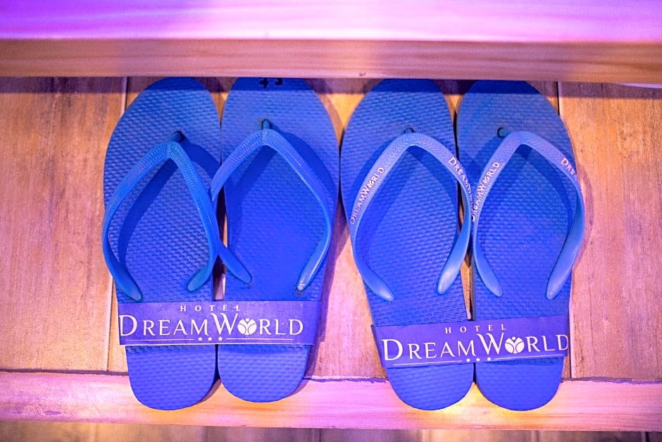 Hotel Dream World Las Pinas