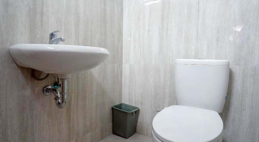 RedDoorz Syariah near RS Hermina Yogyakarta