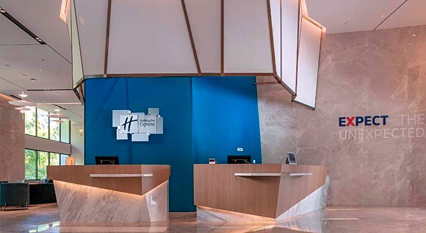 Holiday Inn Express Emei Qiliping By IHG