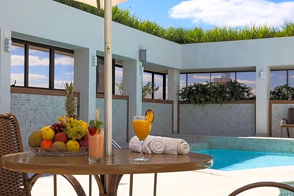 Golden Tulip Goiania Address