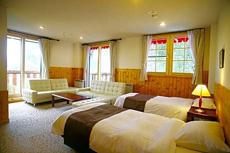 Suite with Balcony - No Pets