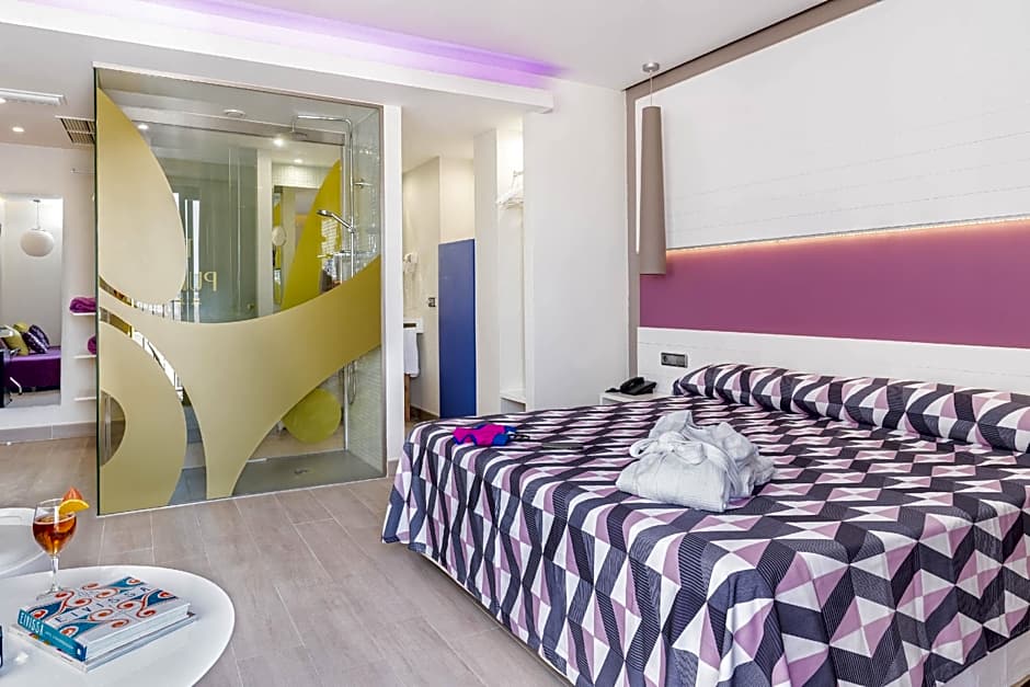 The Purple Hotel - Adults Only