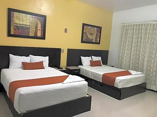 Hotel los faroles