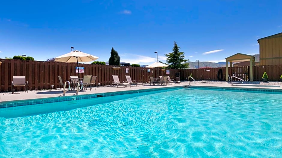 Best Western Chieftain Inn