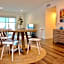 Los Angeles Premium Suites with Free Parking