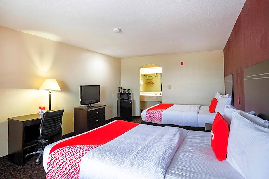 OYO Hotel Port Allen LA