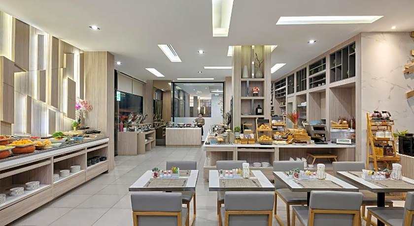 Altera Hotel and Residence by At Mind